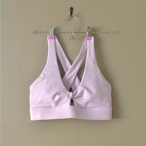 Fabletics Sky Purple Oasis Twist Sports Bra, size medium